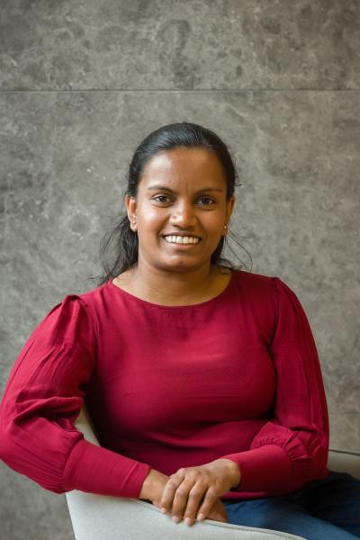 Headshot of Navoda Pathirana